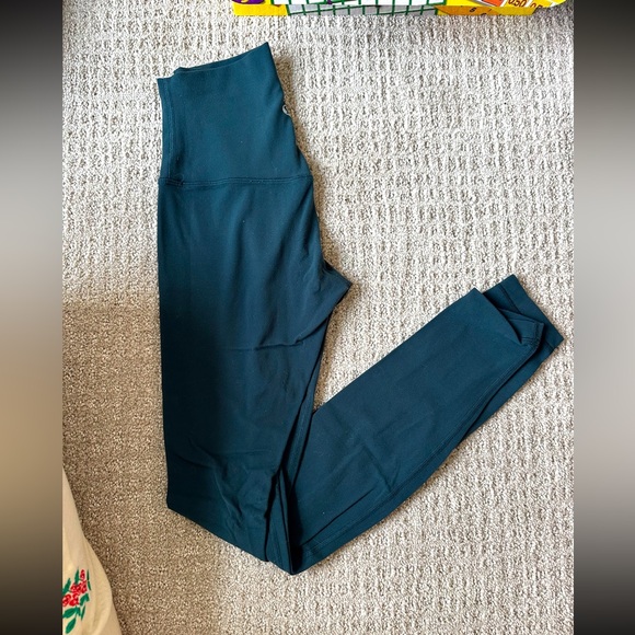 lululemon athletica Dark Teal Leggings

-semi worn - Picture 1 of 1